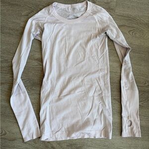 Lululemon Women's Light Pink Long Sleeve Top - 4